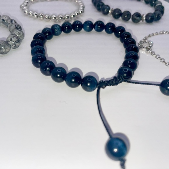 Stackable set of 3 beaded bracelets with 2 silver bracelets. Stretchy adjustable - Picture 7 of 14